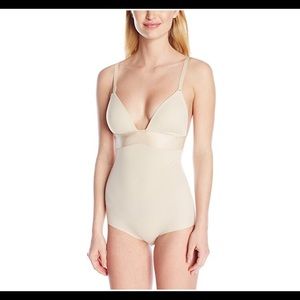 Maidenform shapewear low back adjustable straps